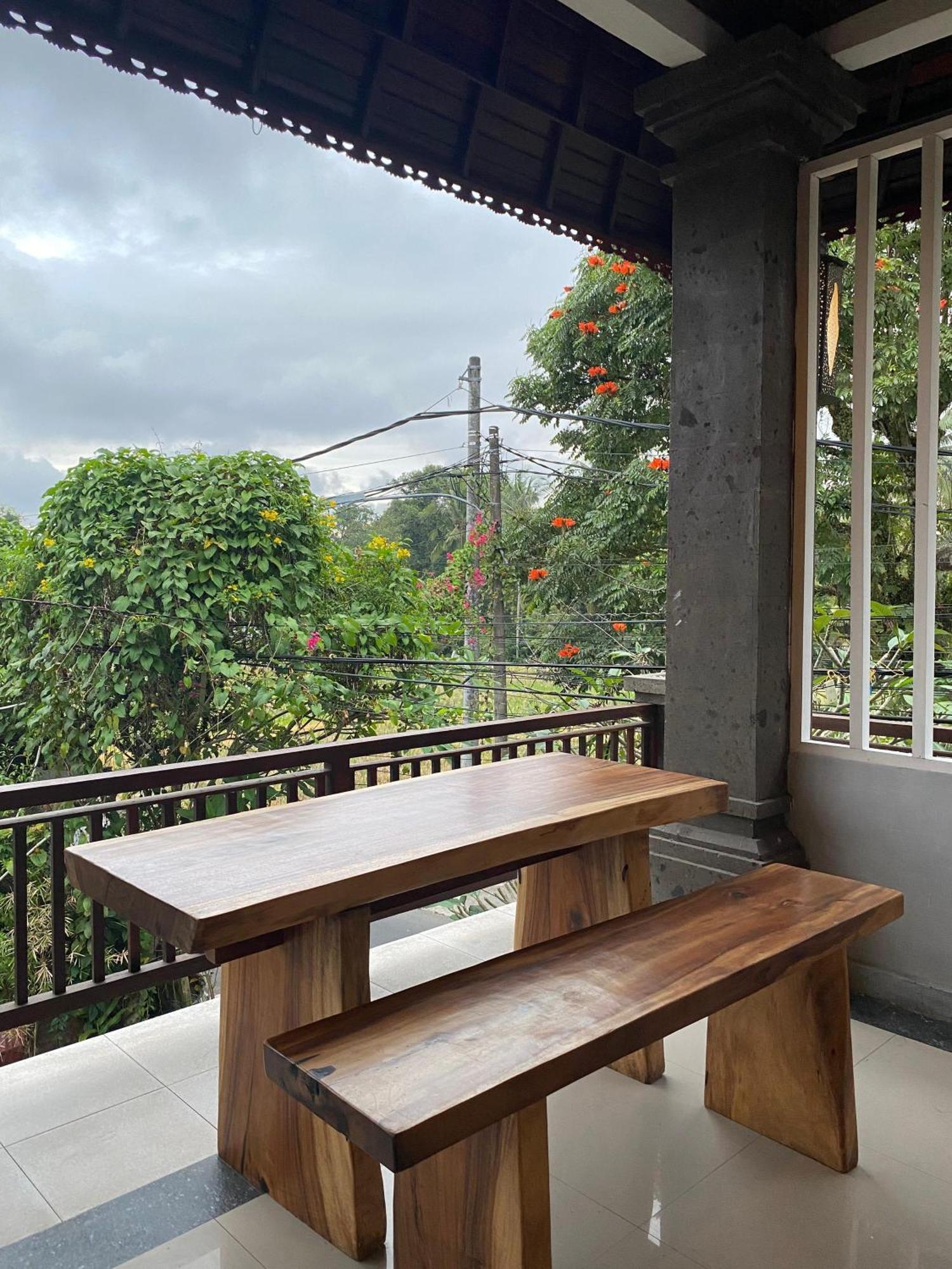 Umah Tita Ubud Guest House Exterior photo